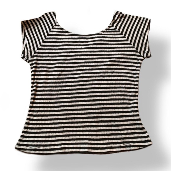 Elegant Black and White Striped Crop Top with Crossed Back Design - Picture 2 of 2